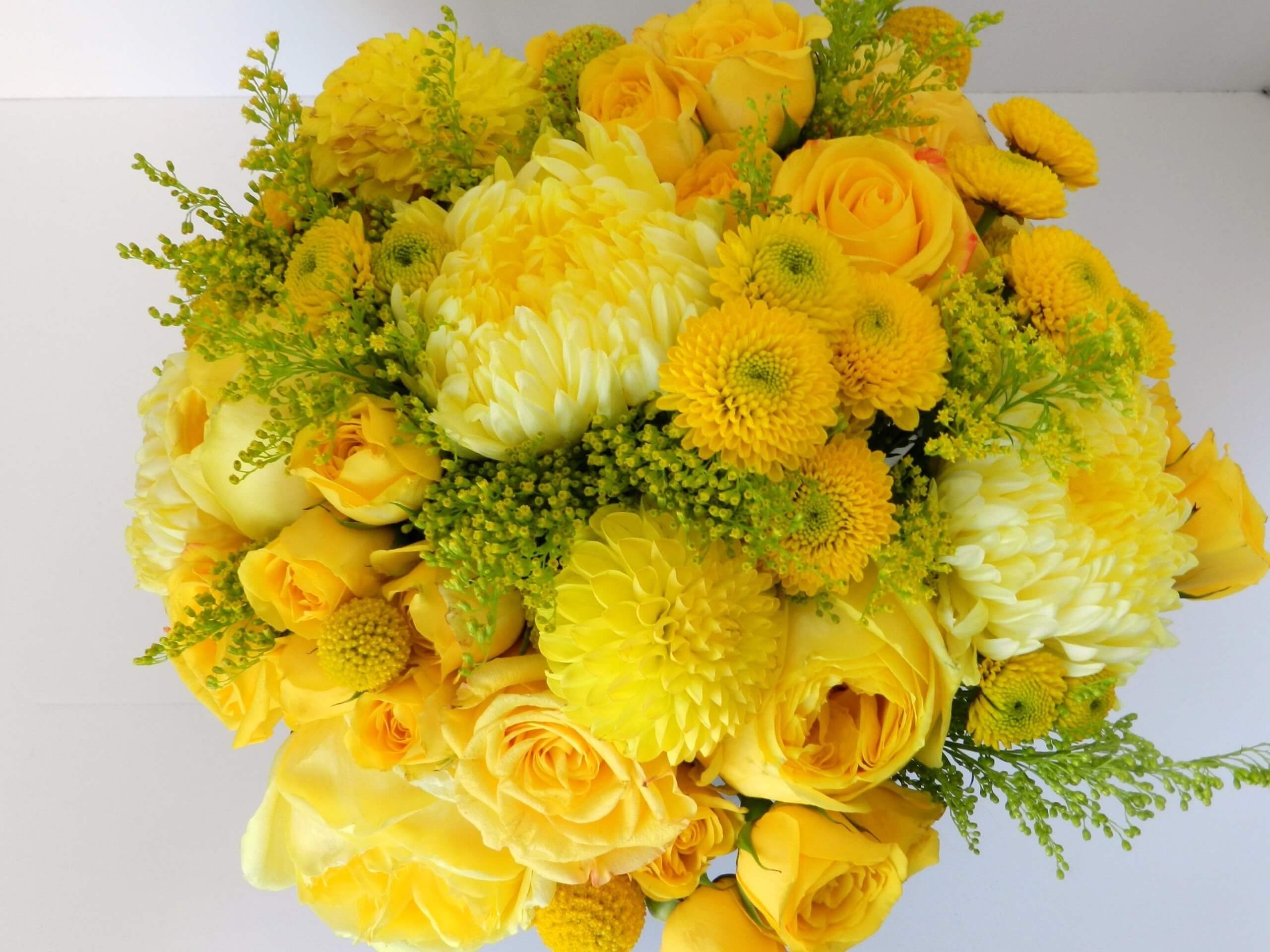 Желтые цветы для женщины-Овна