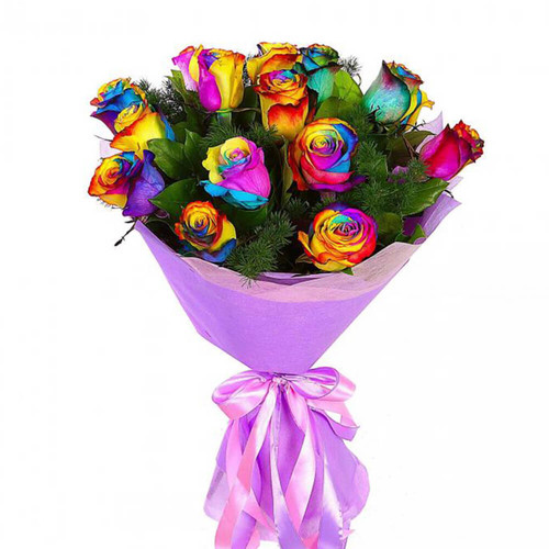 Букет из 15 разноцветных роз в упаковке