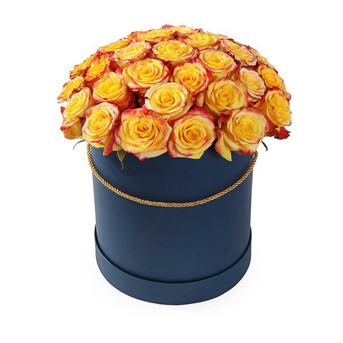 25 желтых роз в шляпной коробке